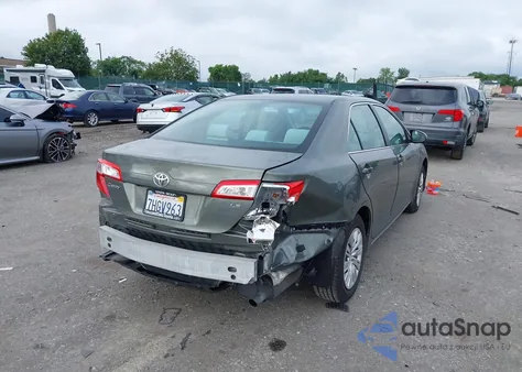 2014 Toyota Camry Le z USA, uszkodzony, nr VIN 4T4BF1FK7ER435735